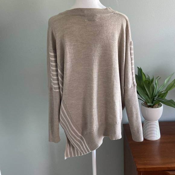 Anthropologie 27 Miles Asymmetrical Sweater Size Small - Picture 5 of 9